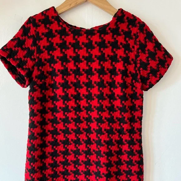 EUC Xhilaration mini dress M red and black herringbone Target a-line cap sleeve - Picture 3 of 13